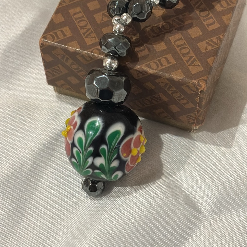 Exquisite bead necklace. - Picture 4 of 8
